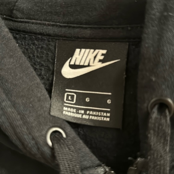 Women’s NIKE zip jacket - Picture 2 of 4